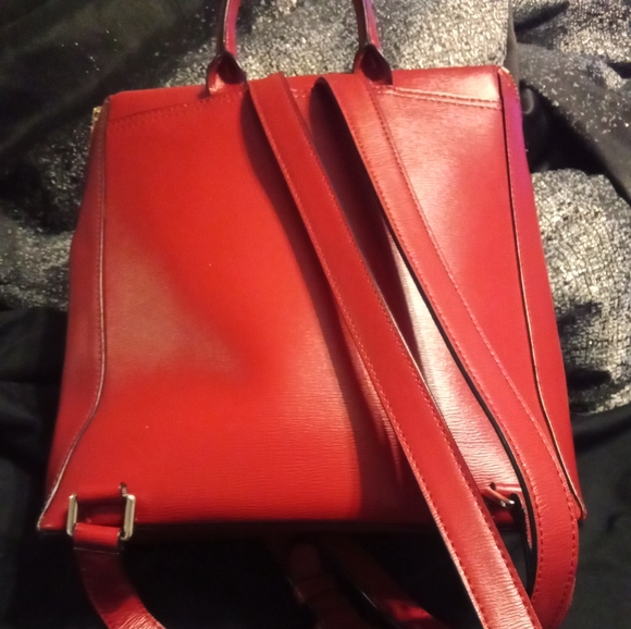 tumi alpha 3 backpack vs alpha 2 Bravo Renegade Black Style:80H Four Brothers Rainer Antique accessible storage while maintaining Condition: 4-star (very-good)
